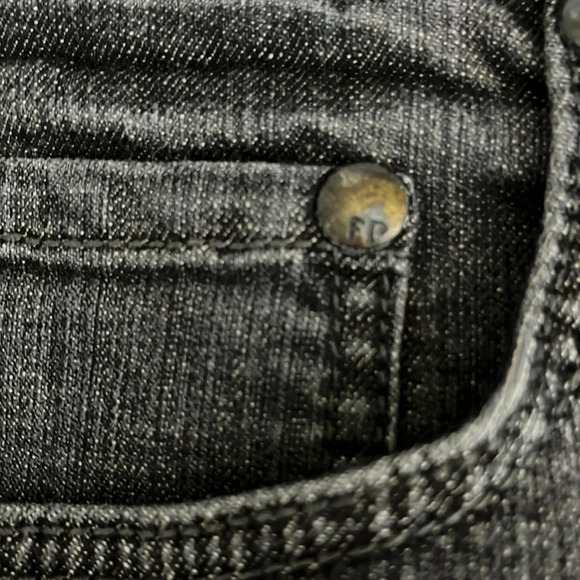Free People Mid Rise Cut Off & Rolled Up Denim Shorts in Faded Black - Size 29 - Picture 5 of 7